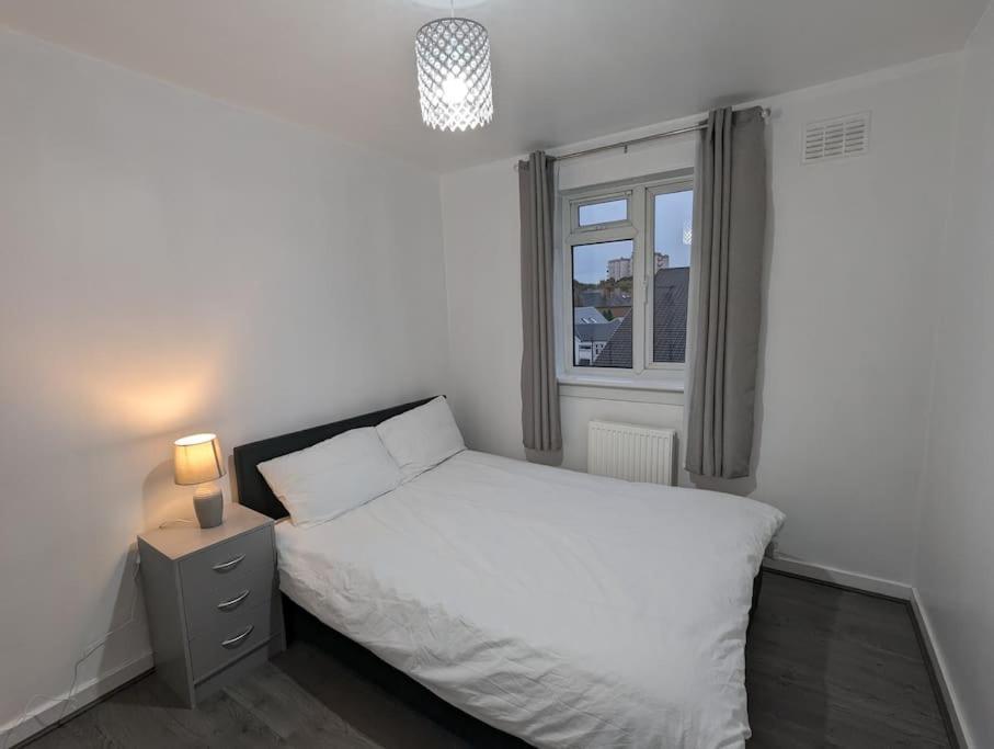 3 Bedroom Apartment Sleeps 8 Édimbourg Extérieur photo