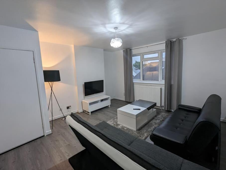 3 Bedroom Apartment Sleeps 8 Édimbourg Extérieur photo